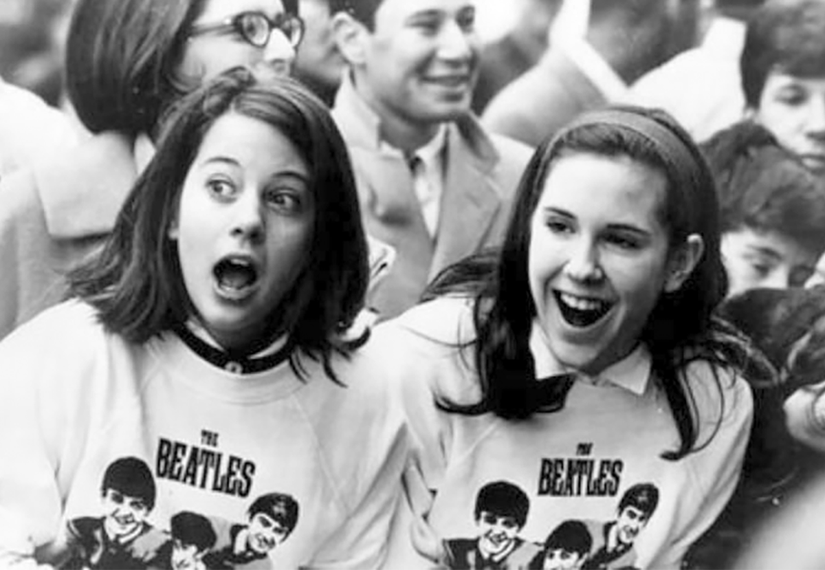 a historia da camiseta beatles anos 60